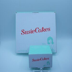 Susie Cakes Cake Stand Limited Edition!